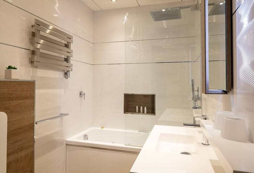 חדר סופריור, Des Arceaux