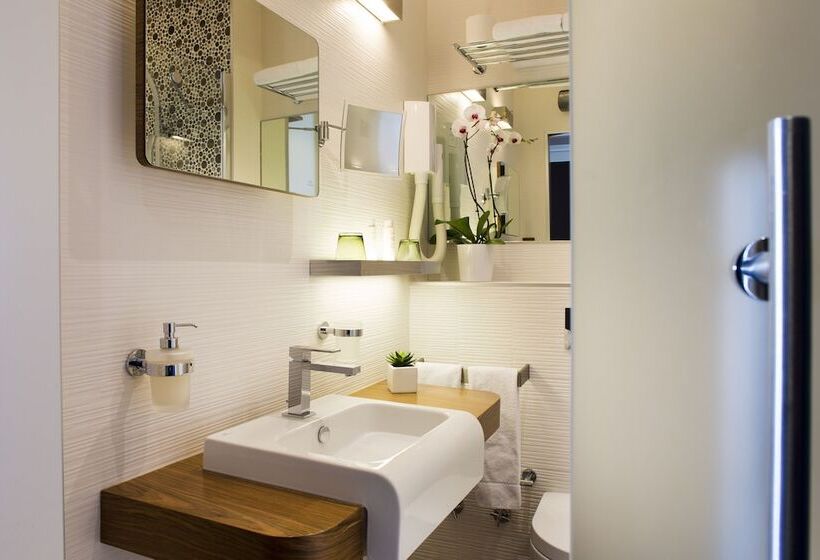 חדר סטנדרט, Des Arceaux