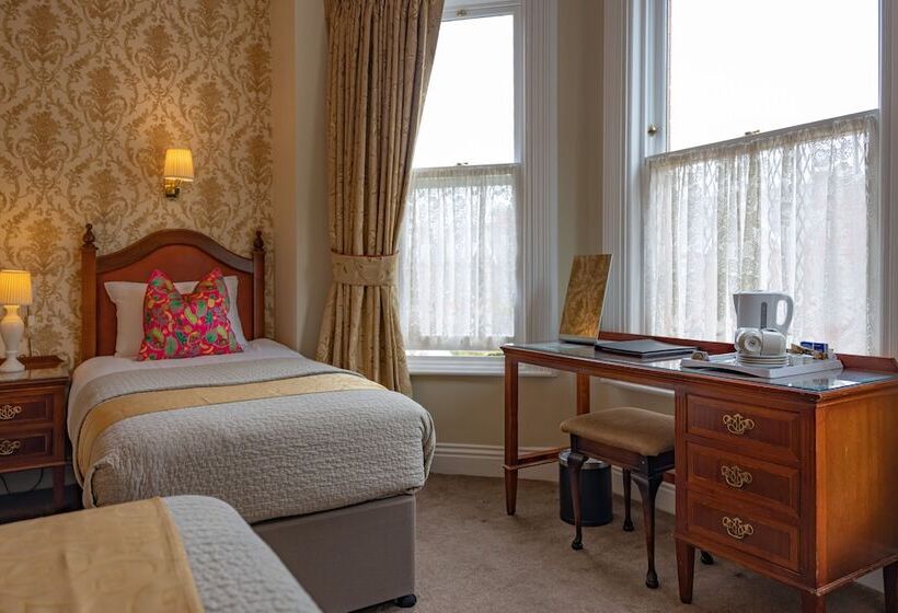 家庭间, Egans House