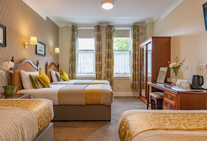 四人标准间, Egans House