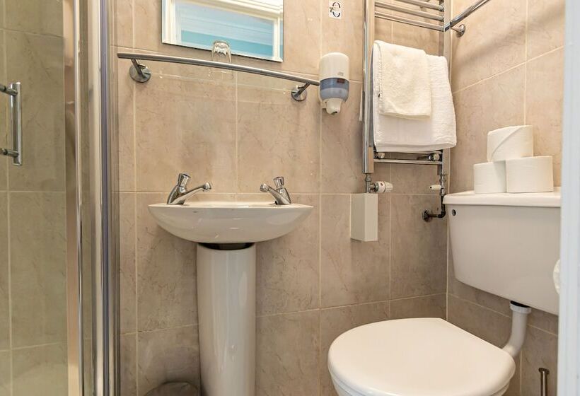 标准单人间, Egans House