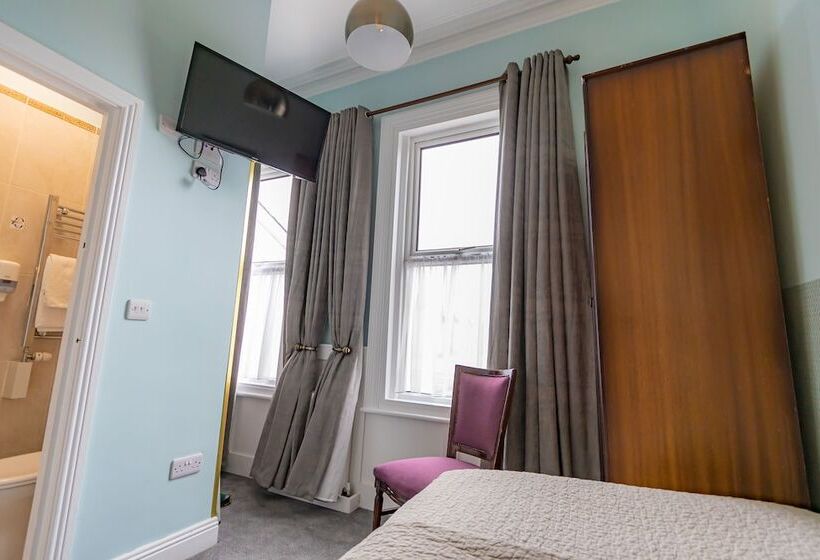 标准单人间, Egans House