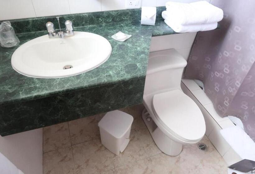 スーペリアールーム, Embassy Quito