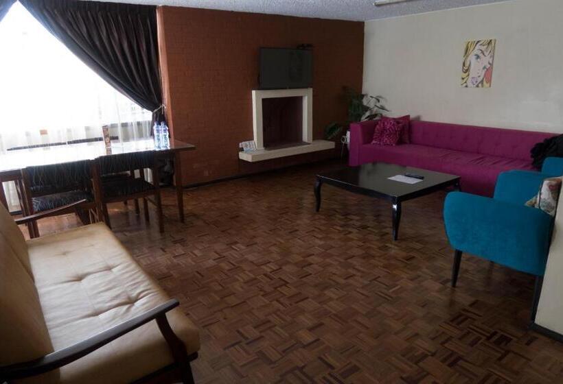 １ベッドルームアパートメント, Embassy Quito