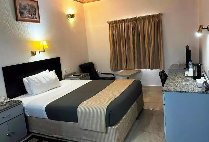 اتاق استاندارد, Grand Astoria