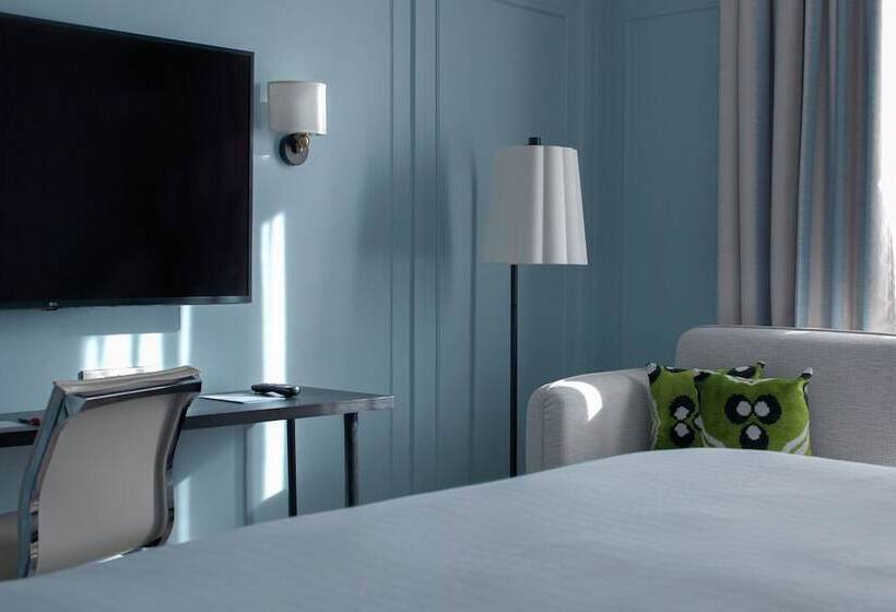 シティビューのデラックスルーム, Paris Marriott Opera Ambassador