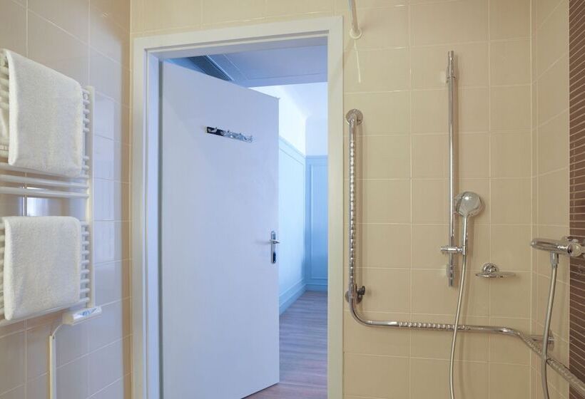 スーペリアールーム, Paris Marriott Opera Ambassador