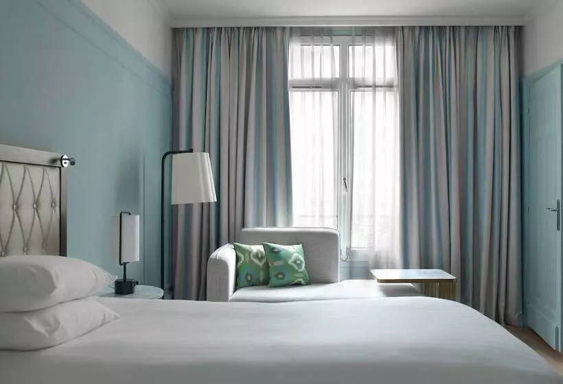 اتاق راحتی, Paris Marriott Opera Ambassador