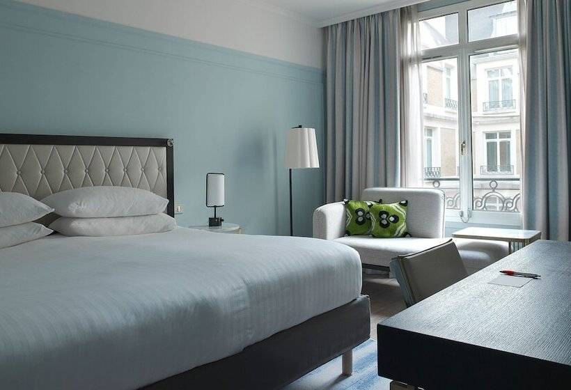 コンフォートルーム, Paris Marriott Opera Ambassador