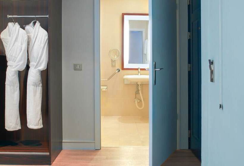 コンフォートルーム, Paris Marriott Opera Ambassador