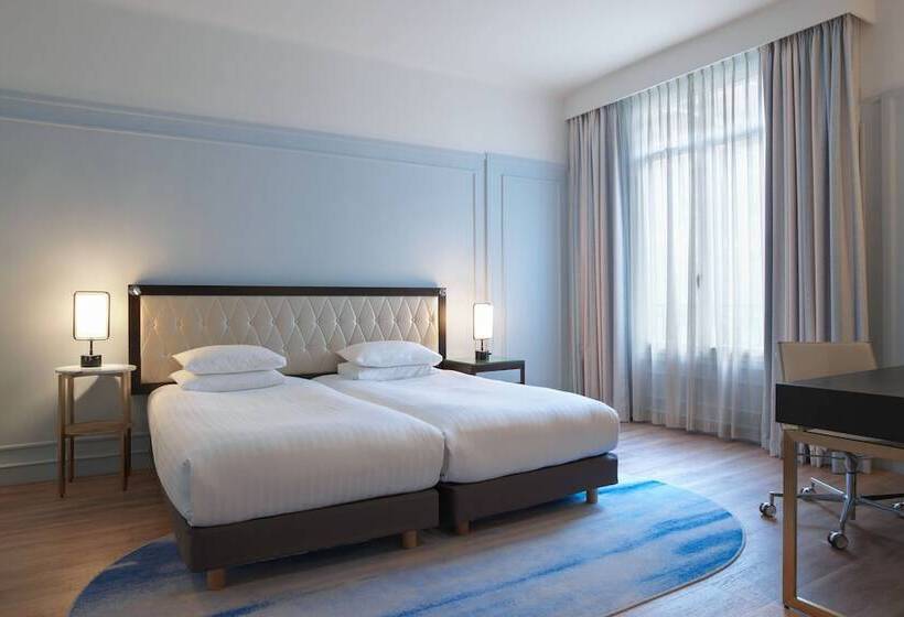 コンフォートルーム, Paris Marriott Opera Ambassador