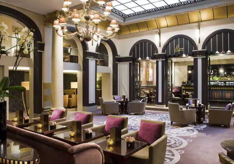 اتاق سوپریور, Paris Marriott Opera Ambassador