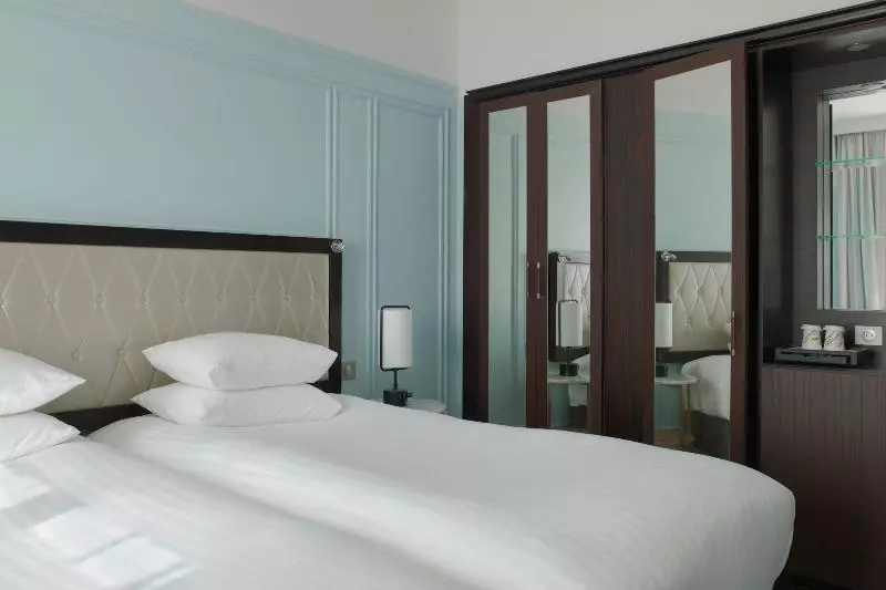 اتاق لوکس با چشم‌انداز شهر, Paris Marriott Opera Ambassador