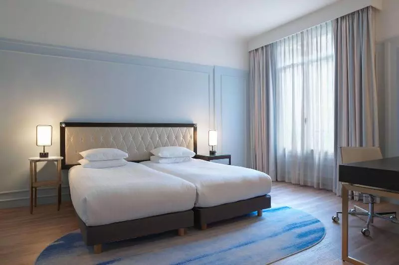 اتاق راحتی, Paris Marriott Opera Ambassador