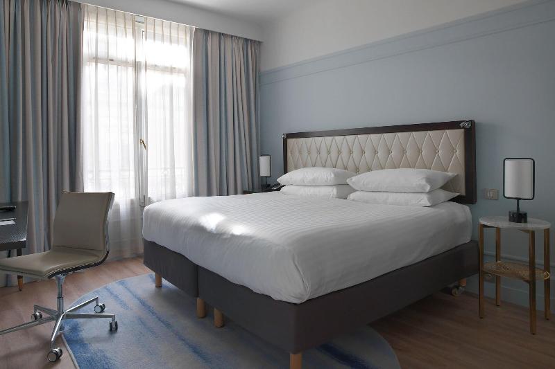 キングサイズベッドのスーペリアルーム, Paris Marriott Opera Ambassador