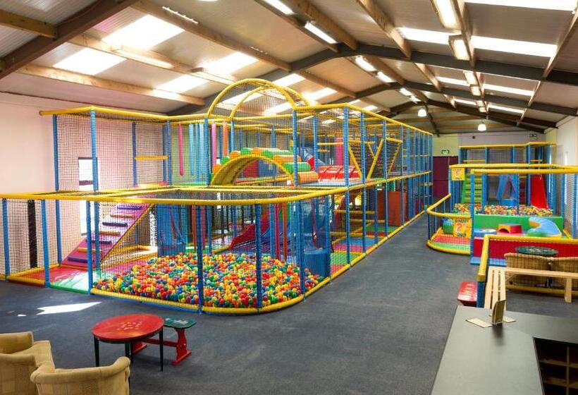 חדר משפחתי, The Inn At Dromoland