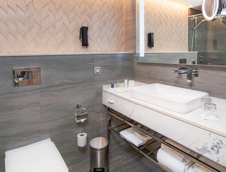 Номер Executive Вид на Море, Radisson Blu Hotel & Resort, Abu Dhabi Corniche