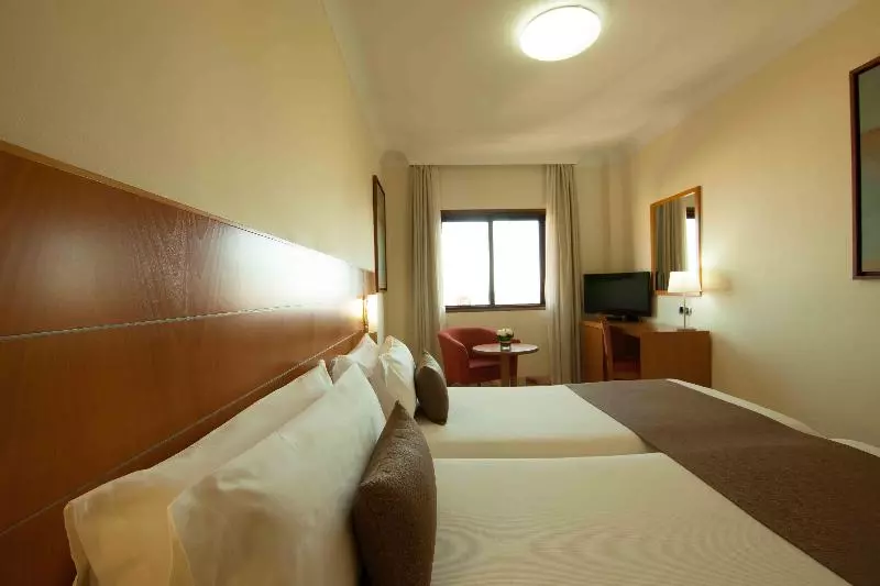 シティビュープレミアムルーム, Radisson Blu Hotel & Resort, Abu Dhabi Corniche