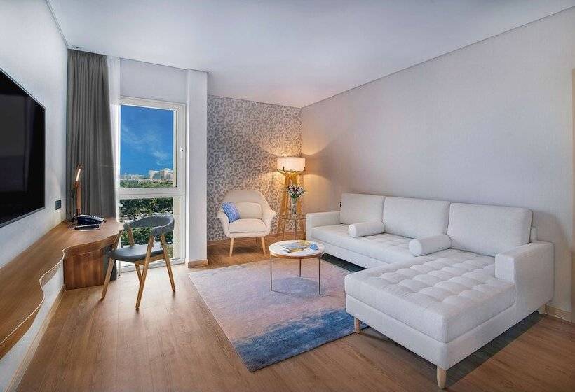 海の見えるプレミアムスイート, Radisson Blu Hotel & Resort, Abu Dhabi Corniche