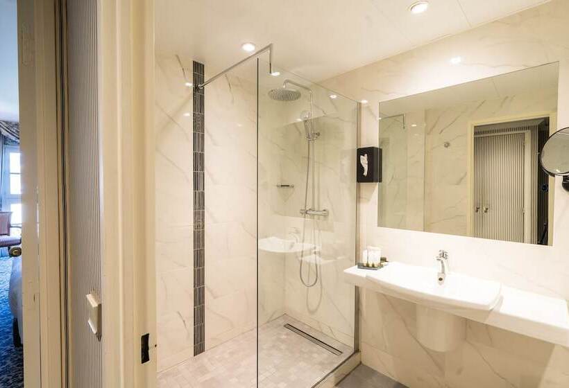 클래식 룸 더블 침대, Aigle Noir Fontainebleau Mgallery