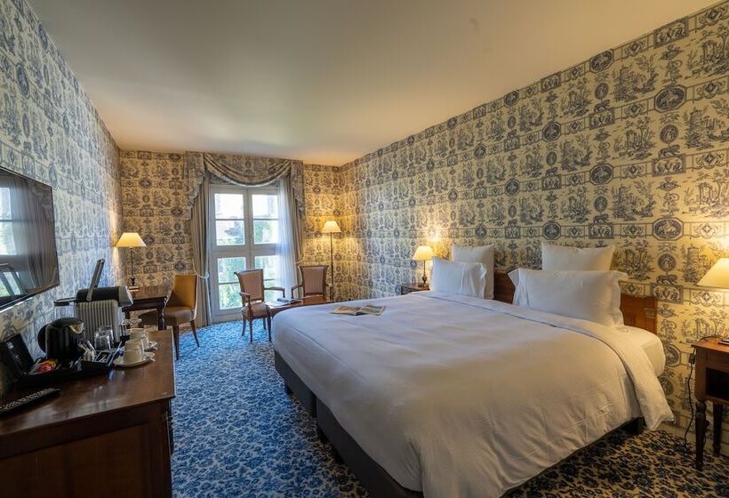 클래식 룸 더블 침대, Aigle Noir Fontainebleau Mgallery