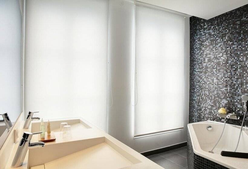 주니어 스위트, Best Western Premier De La Poste & Spa