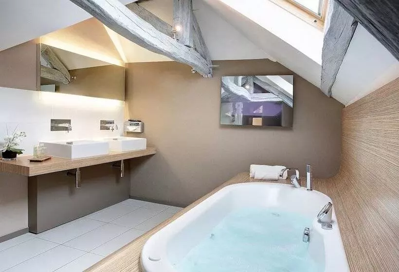 スイート(家族用), Best Western Premier De La Poste & Spa