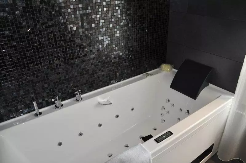 キングサイズベッドのスイートルーム, Best Western Premier De La Poste & Spa