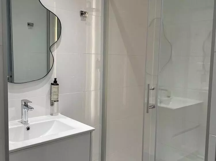 Comfort room with balcony, Best Western Plus Hôtel La Rade