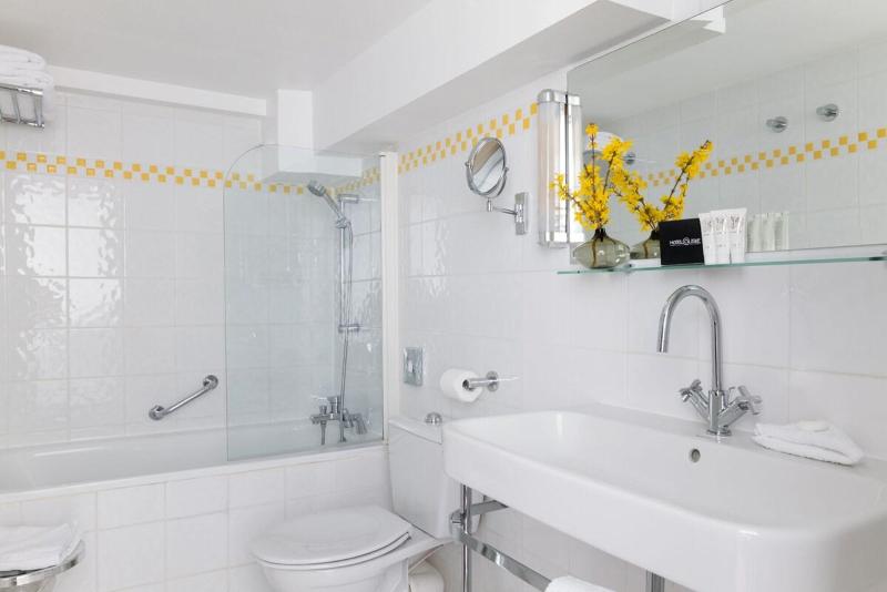 اتاق استاندارد, Hôtel Le Colisée