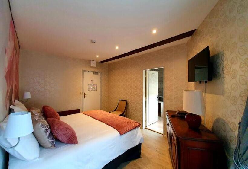 جناح عائلي, Croix Blanche De Sologne