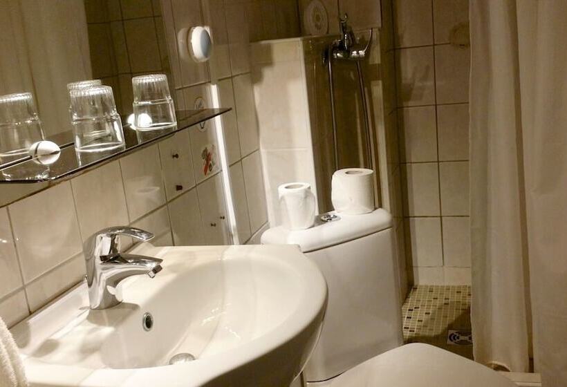 スタンダードルーム, De La Buffa