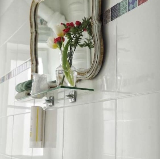 スタンダードシングルルーム, Des Dames