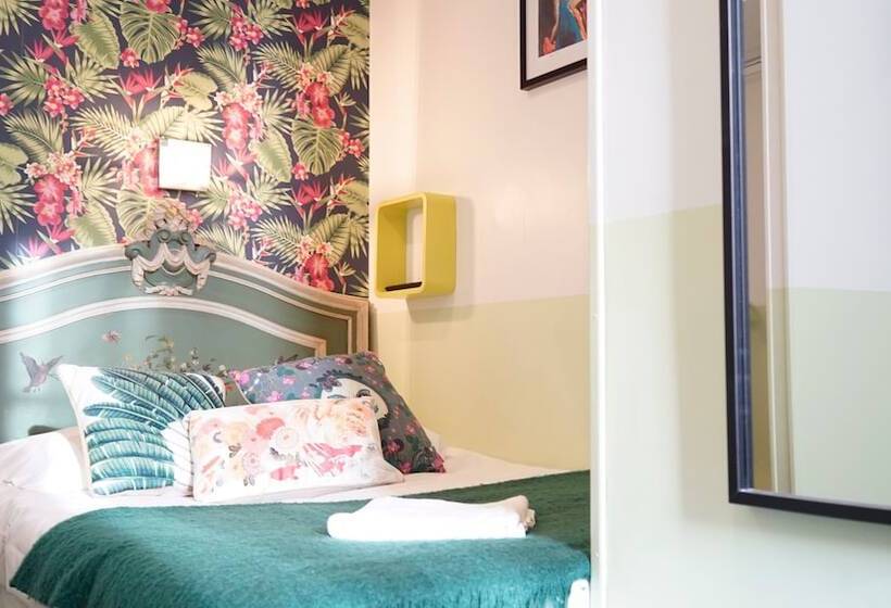 スタンダードシングルルーム, Des Dames