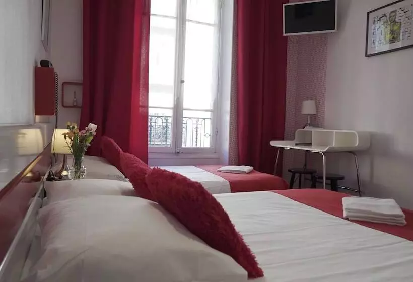 Chambre Triple Standard, Des Dames