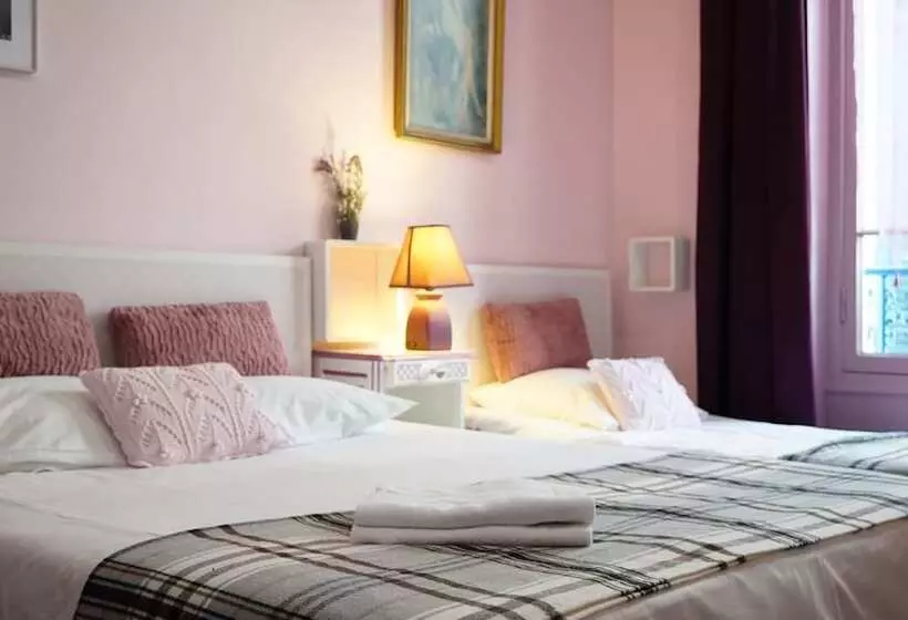 Chambre Triple Standard, Des Dames
