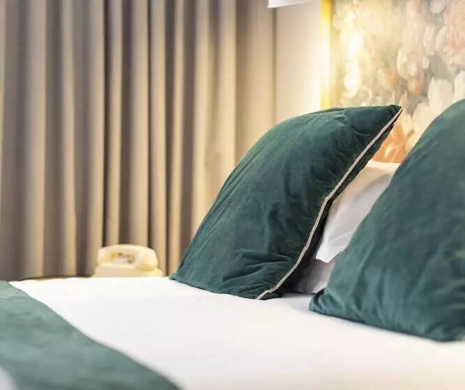 スタンダードトリプルルーム, Hôtel Edmond W Lyon Part Dieu