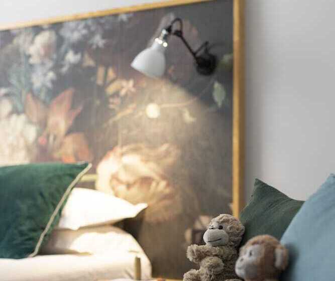 Pokój Standard Trzyosobowy, Hôtel Edmond W Lyon Part Dieu