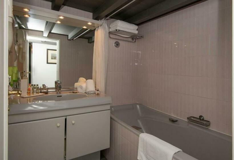 Номер Superior, Golden Tulip Cannes Hotel De Paris