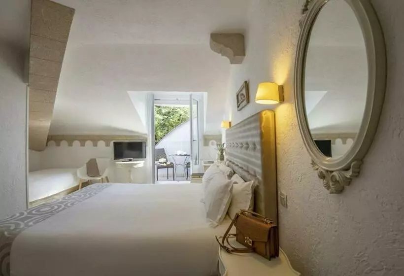 スタンダードトリプルルーム, Golden Tulip Cannes Hotel De Paris