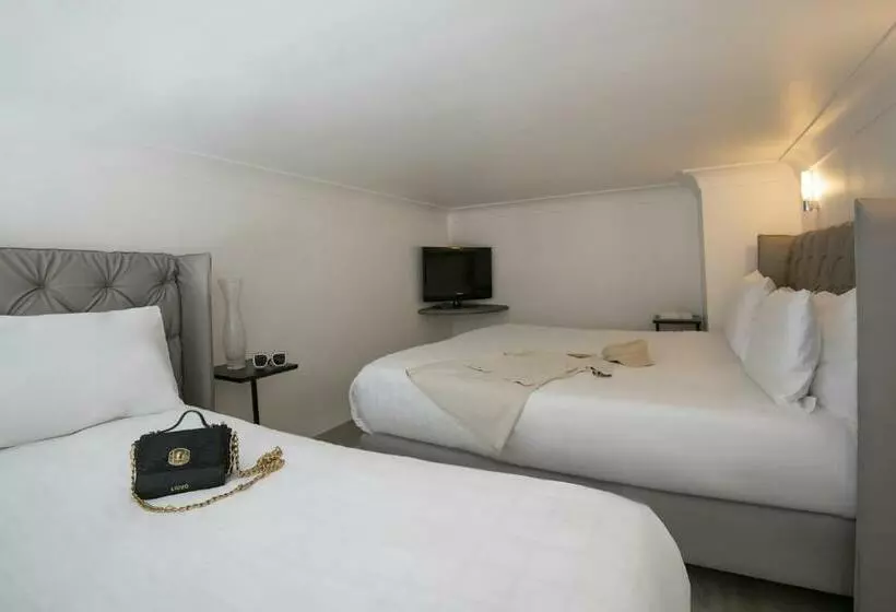 スタンダードトリプルルーム, Golden Tulip Cannes Hotel De Paris