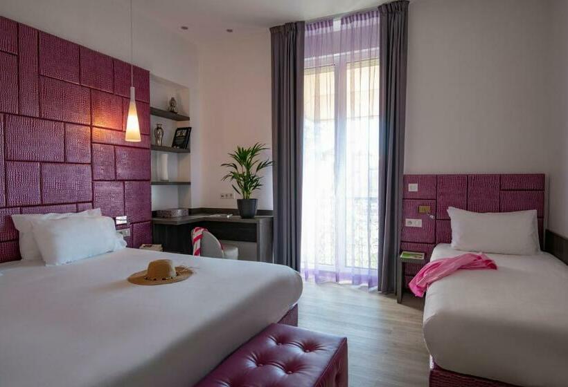 Номер Стандарт Трехместный, Golden Tulip Cannes Hotel De Paris