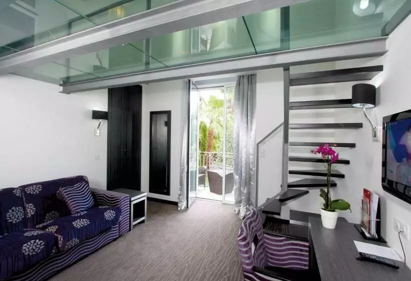 メゾネットスイート, Golden Tulip Cannes Hotel De Paris