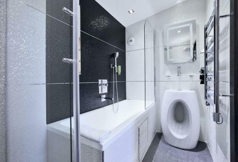 Люкс Дюплекс, Golden Tulip Cannes Hotel De Paris