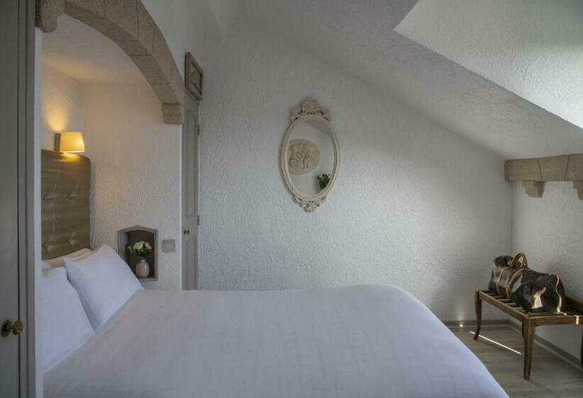 Номер Стандарт с Балконом, Golden Tulip Cannes Hotel De Paris