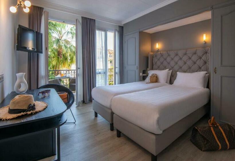 Номер Стандарт с Балконом, Golden Tulip Cannes Hotel De Paris