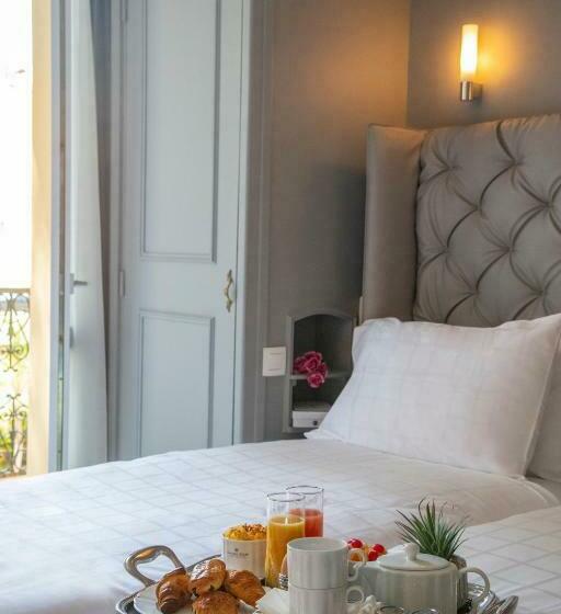 Номер Стандарт с Балконом, Golden Tulip Cannes Hotel De Paris