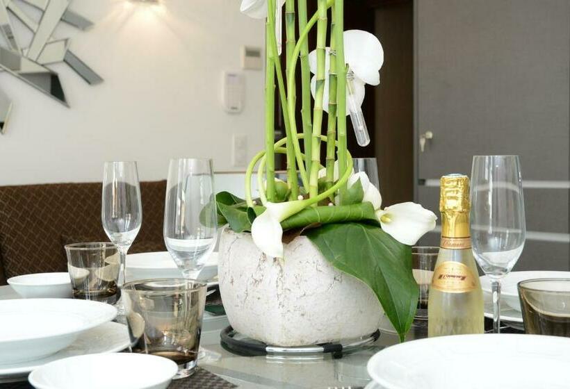 Апартаменты 2 Спальни, Golden Tulip Cannes Hotel De Paris