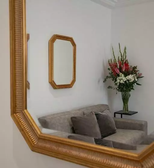 スイート, Golden Tulip Cannes Hotel De Paris