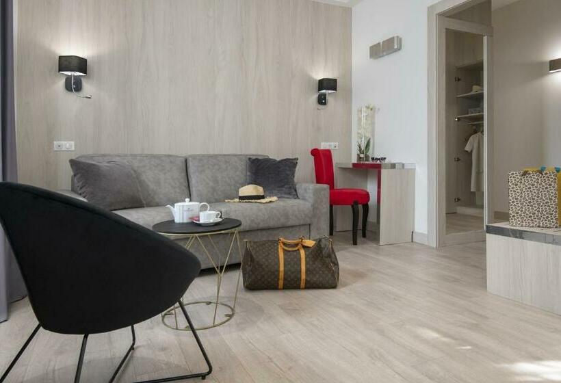 Люкс, Golden Tulip Cannes Hotel De Paris